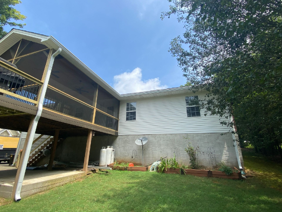 Four Seasons Roofing and Exteriors