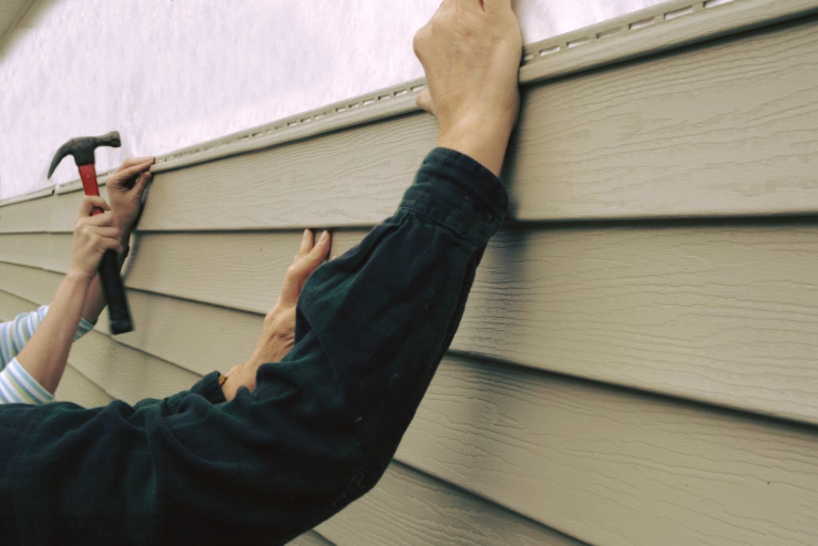 Four Seasons Roofing and Exteriors