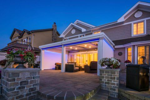 Four Seasons Roofing and Exteriors