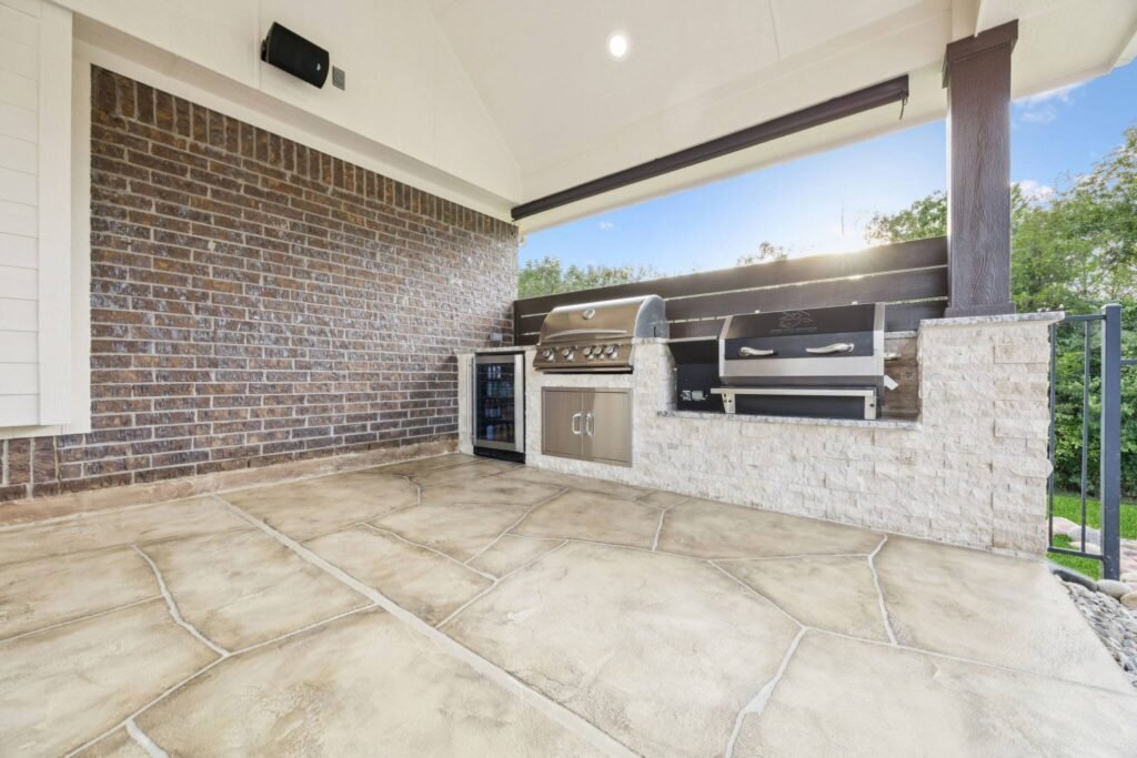 outdoor kitchens